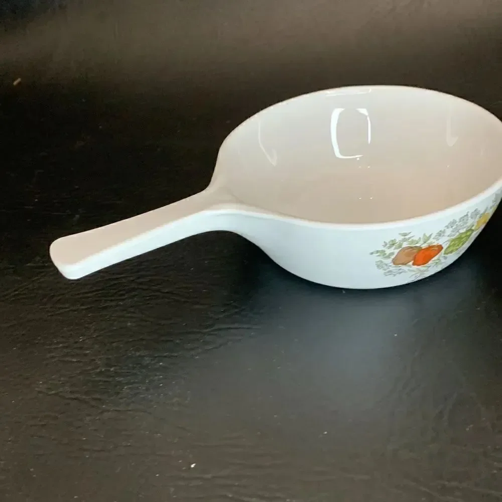 La Sauge  Corning Ware Range Oven Microwave Baking Cooking 2 Cups Or 16 Ounces